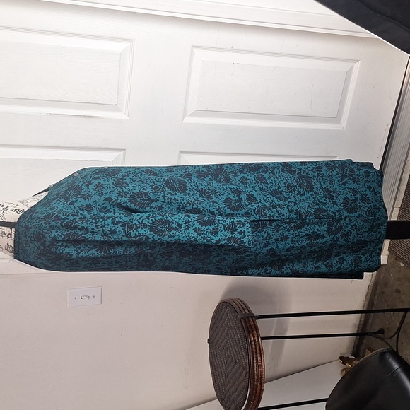 NWT J.Jill green paisley dress Women size- Medium petite stretchy - Picture 5 of 9